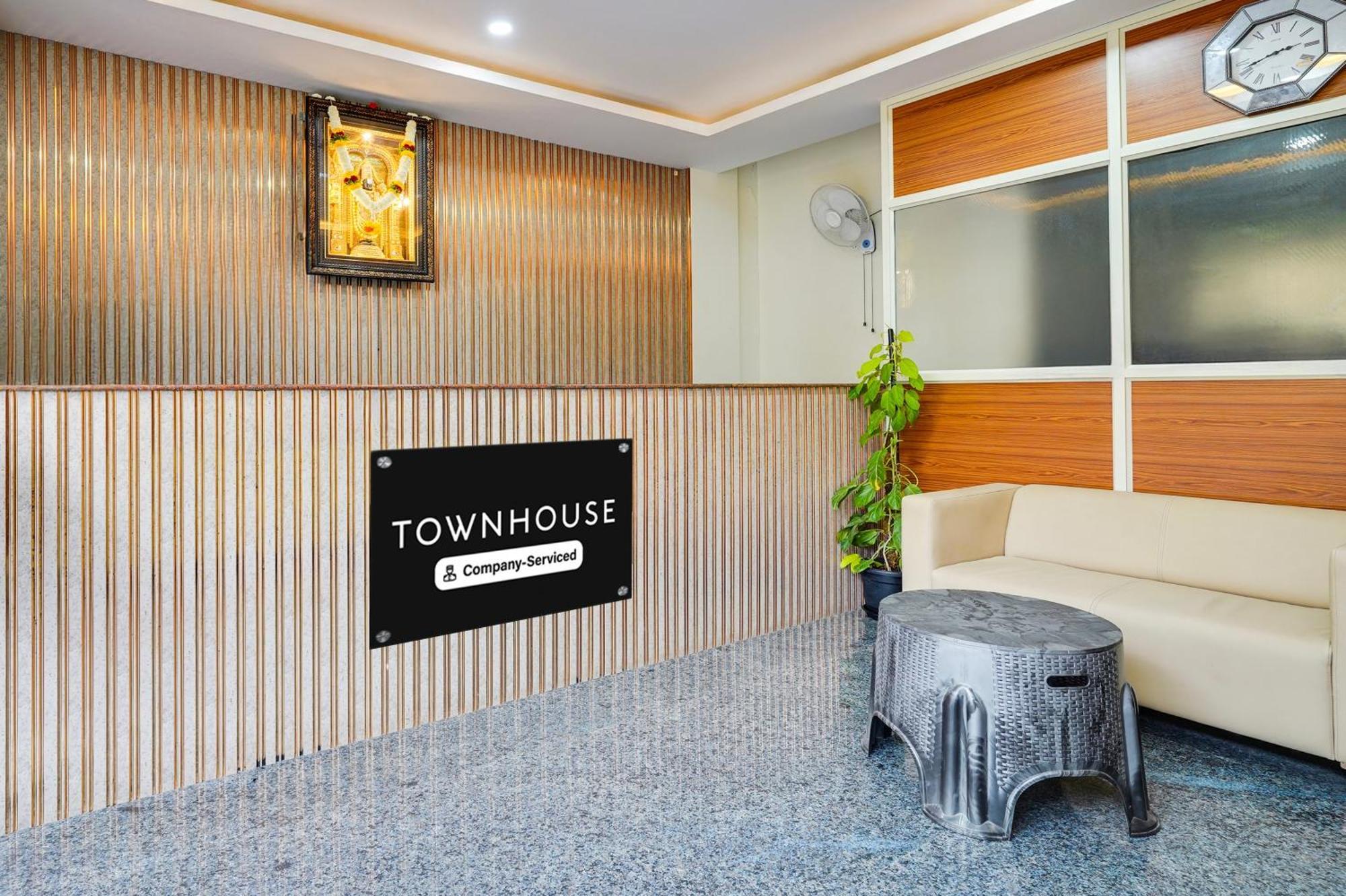 Townhouse Bidadi Formerly Royal Garuda Exterior foto